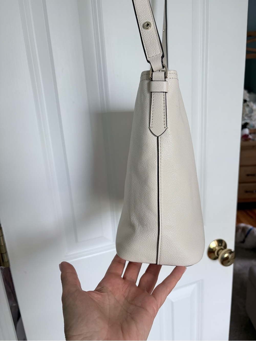 kate spade cream pebbled leather crossbody with black-trim strap - Picture 2 of 10